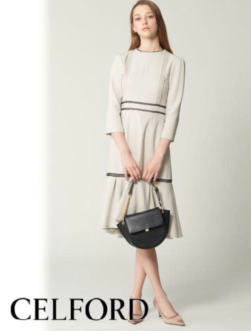 CELFORD フレアスリーブ ドレス　石原さとみ