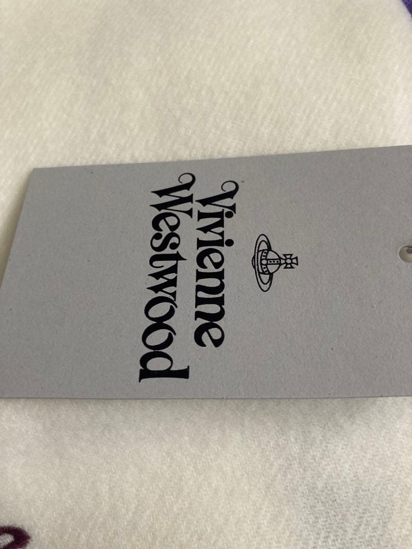 【週末セール】ヴィヴィアン　白 ホワイト マフラー