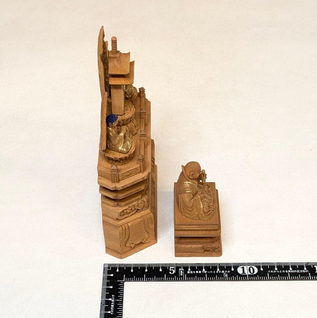 【セール・新品】 厨子入り　日蓮聖人　三宝尊　紅檀　金泥　総高さ約21㎝