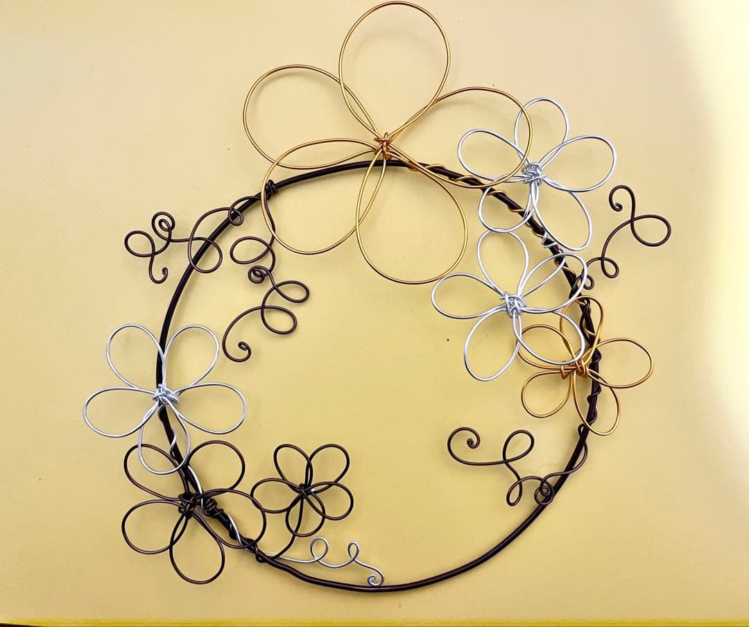 【専用】ハンドメイド＊ワイヤークラフト　フラワーリース