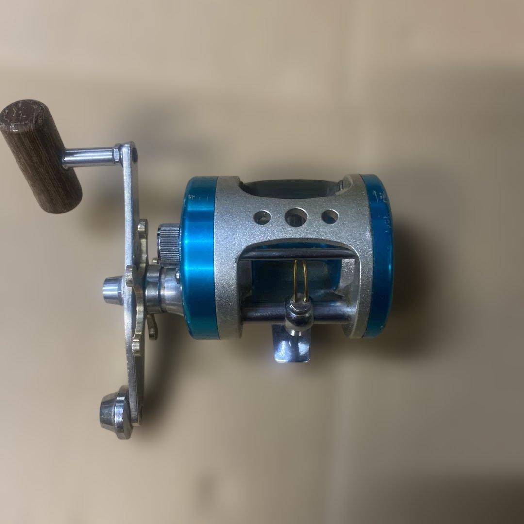 リール DOLPHIN---400LW-Il