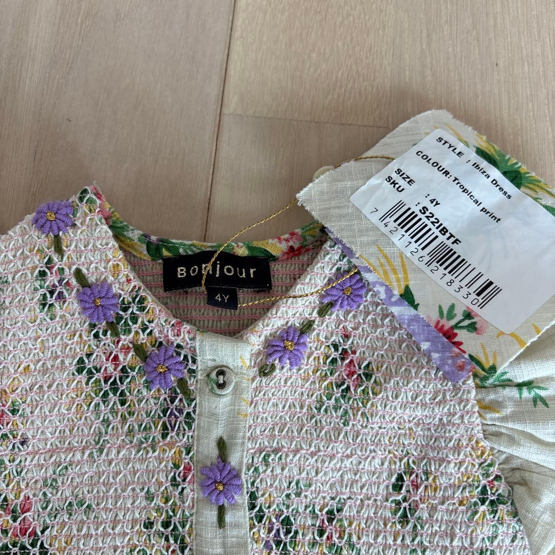 値下げ　新品未使用　Bonjour diary ノースリーブワンピース 4Y
