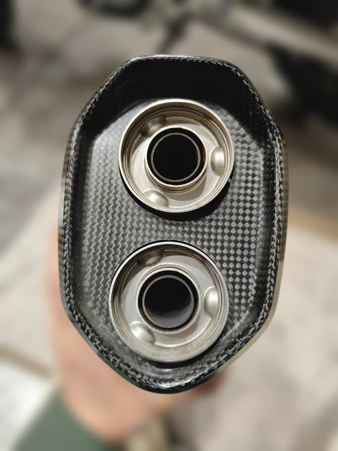 ハスクバーナ701スーパーモト　アクラポビッチスリップオン　KTM