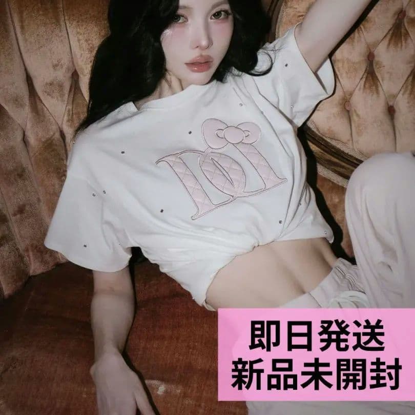 【即日発送】Hello DarichキルティングアップリケビジューTシャツ