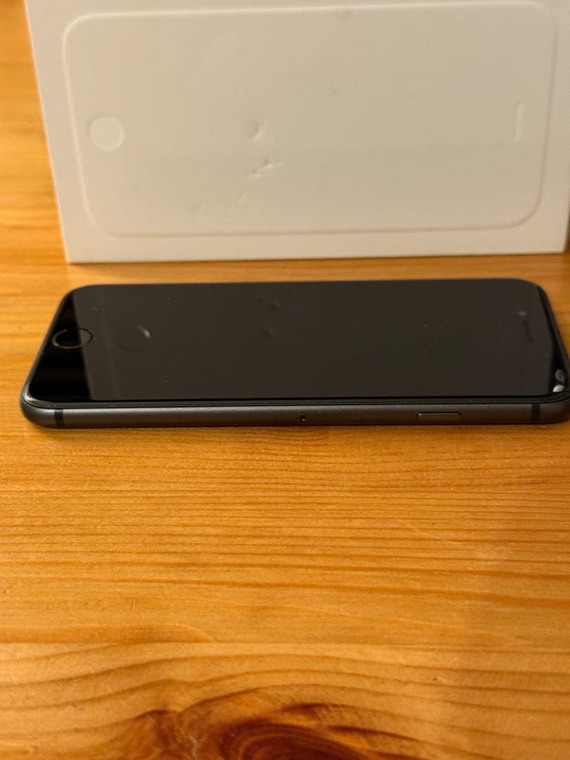 『美品』　iPhone8 バッテリー86%