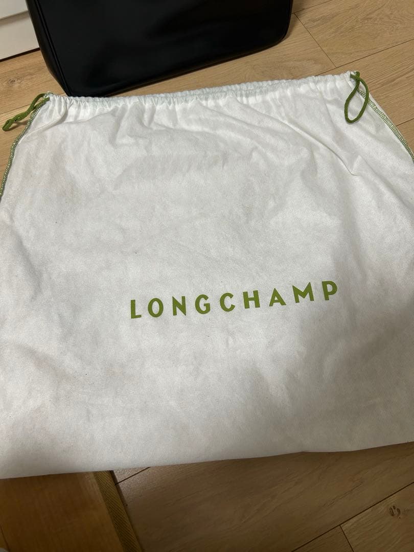 イクラ☆LONGCHAMP 黒 レザー ビジネスバッグ