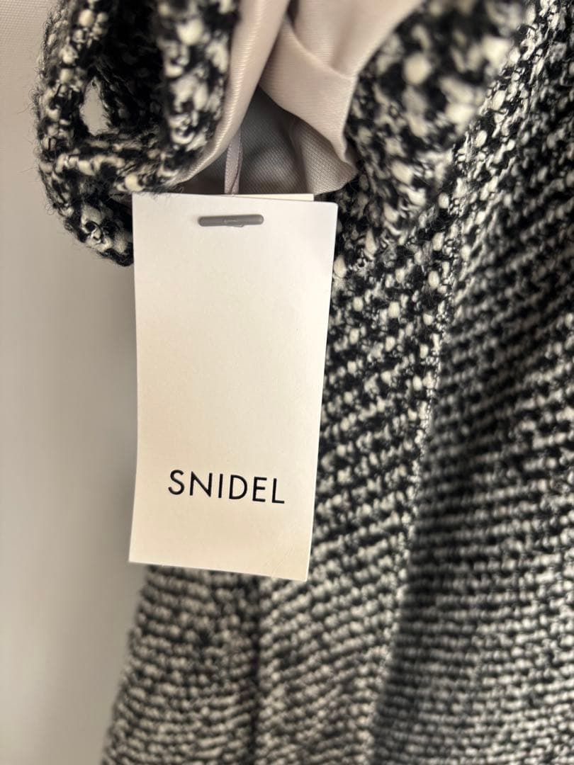 値下げしました ✮*。゜ SNIDEL スナイデルコート　新品未使用タグ付き