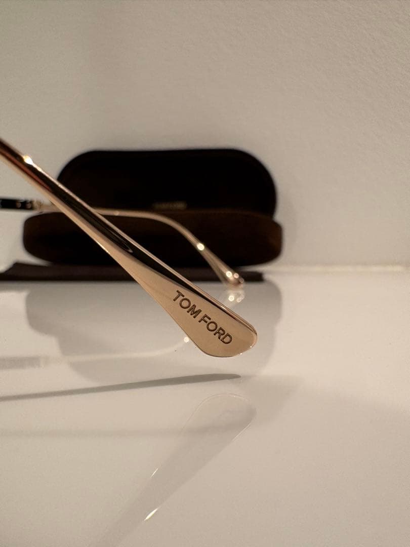 テスさん専用トムフォードTOMFORD サングラス 最高峰 チタン