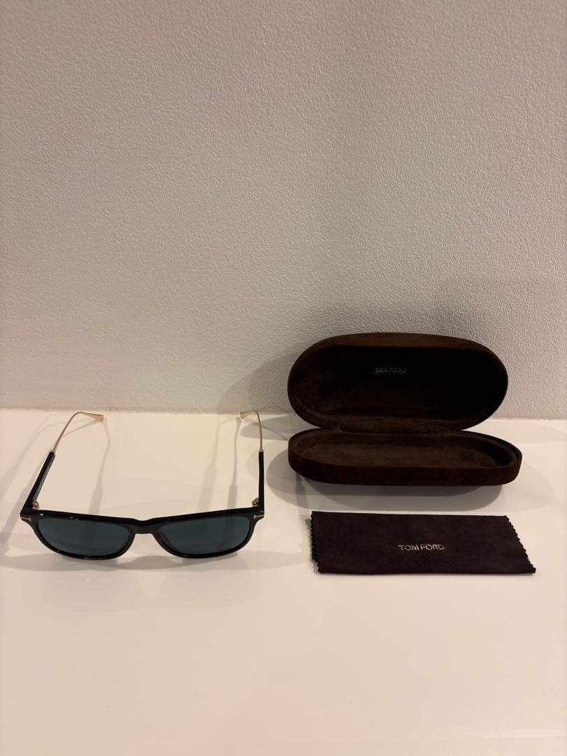 テスさん専用トムフォードTOMFORD サングラス 最高峰 チタン