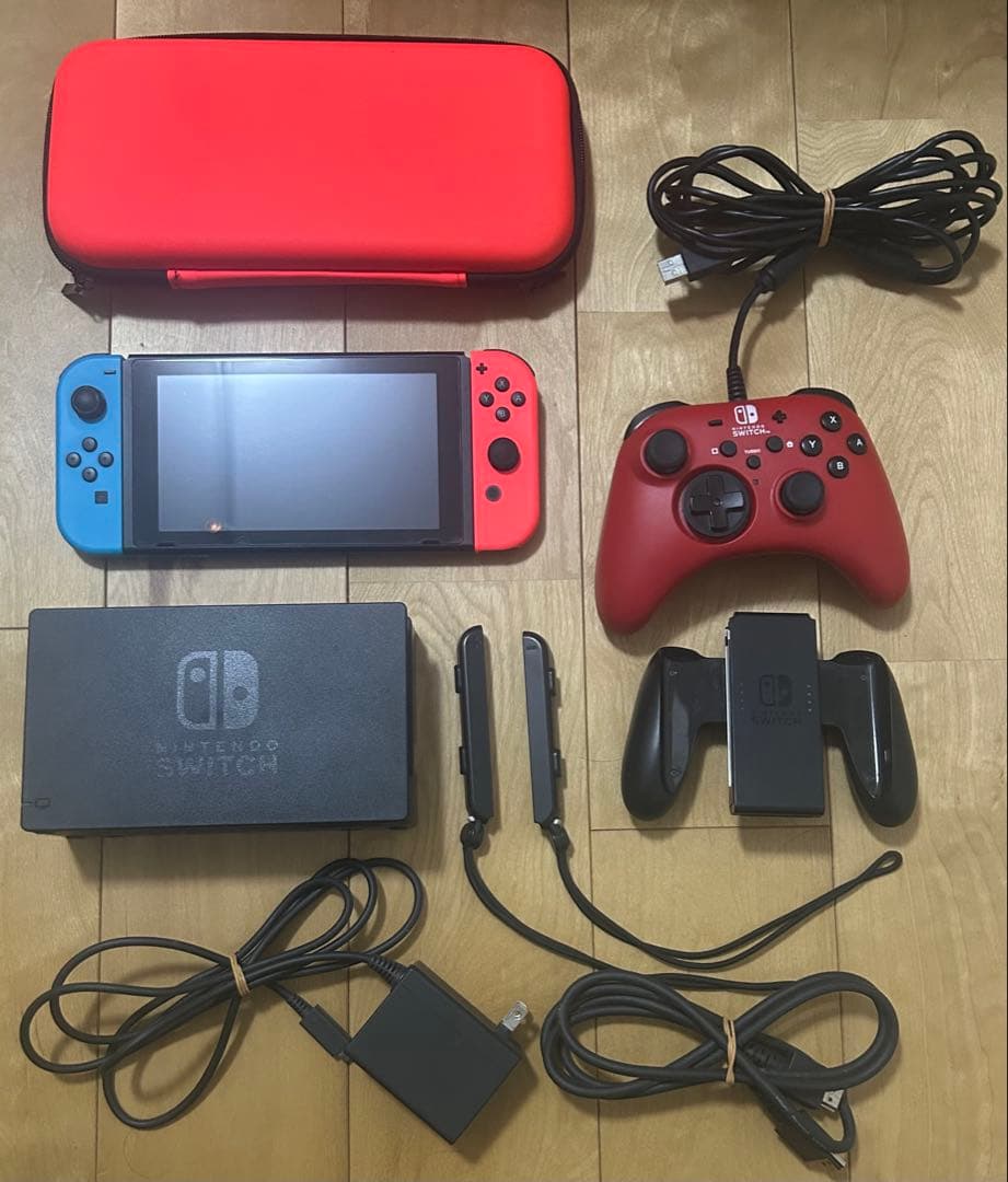 Nintendo Switch 本体 箱無し　コントローラー　ケース付き