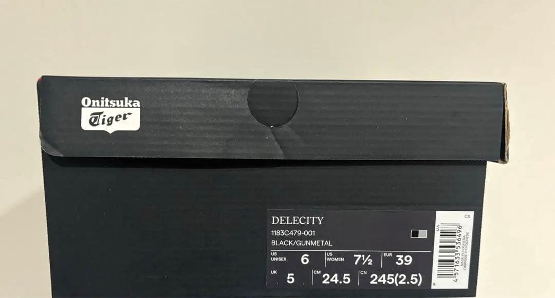 オニツカタイガー DELECITY 2025ホリデー限定