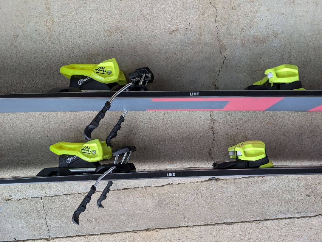 Guchさん専用　LINE BLADE + TYROLIA ATTACK11GW