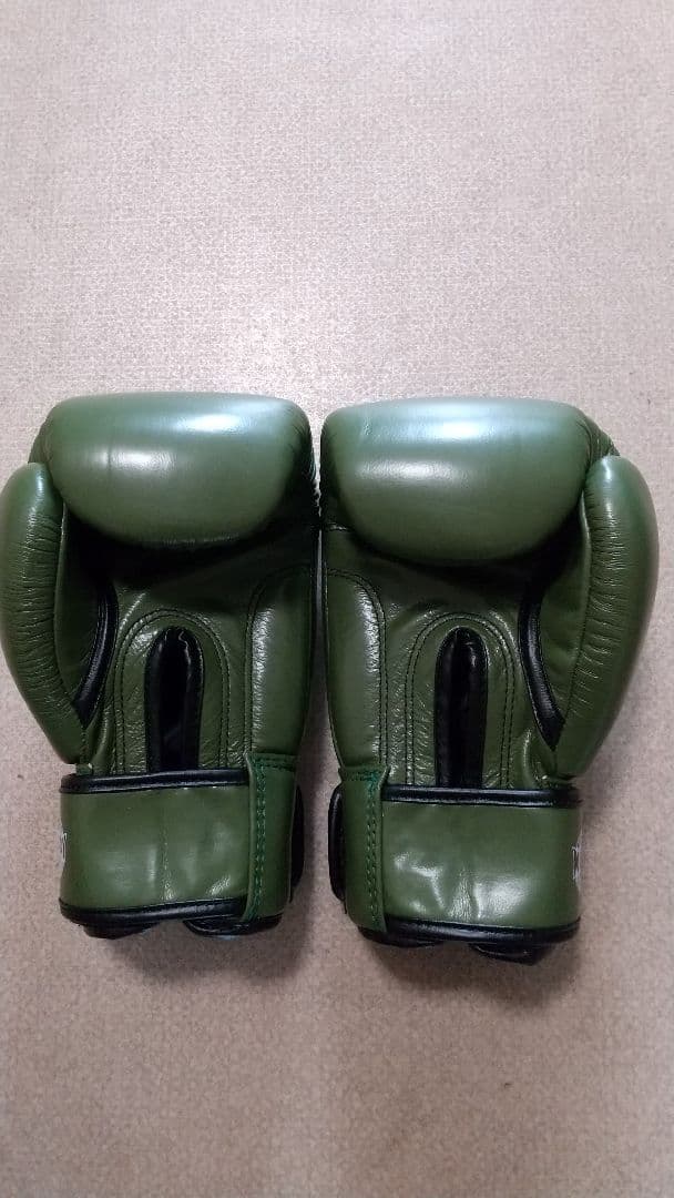 本革製WINDYボクシンググローブ 8oz オリーブグリーン 新品 NP