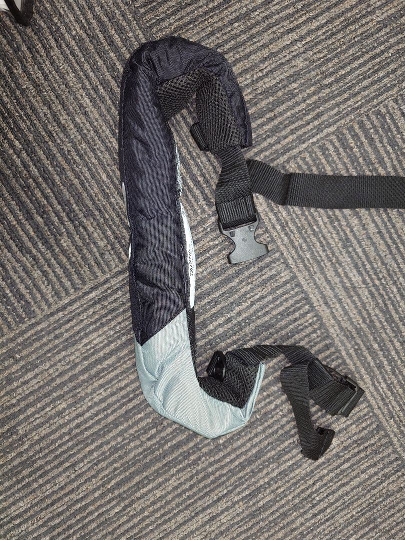 DAIWA　インフレータブルライフジャケット