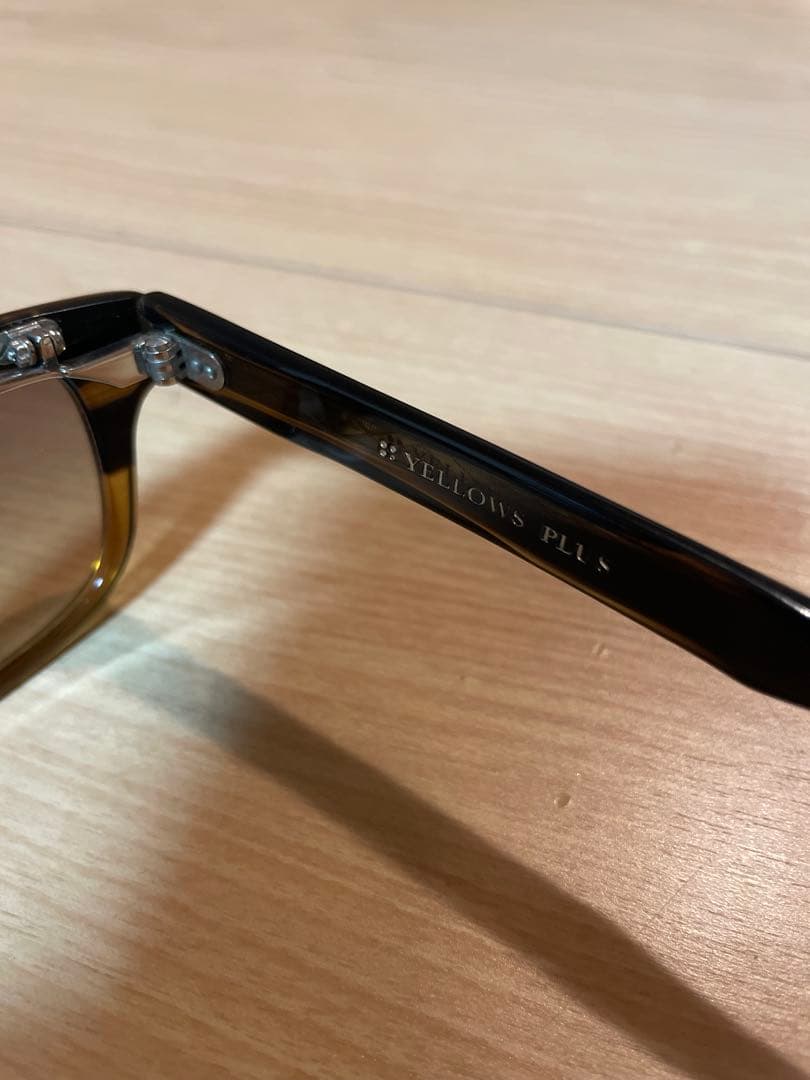 YELLOWS PLUS サングラス ブラウン