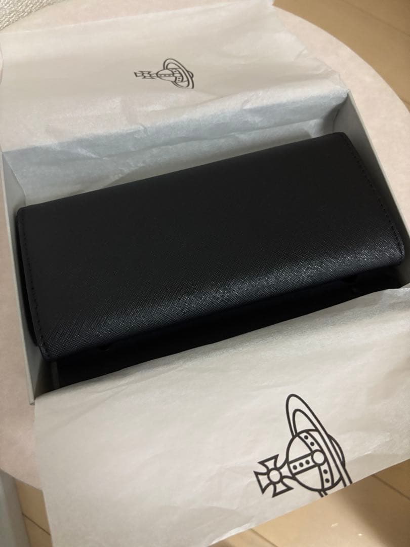 人気【新品 】Vivienne Westwood 折財布 長財布 シンプル