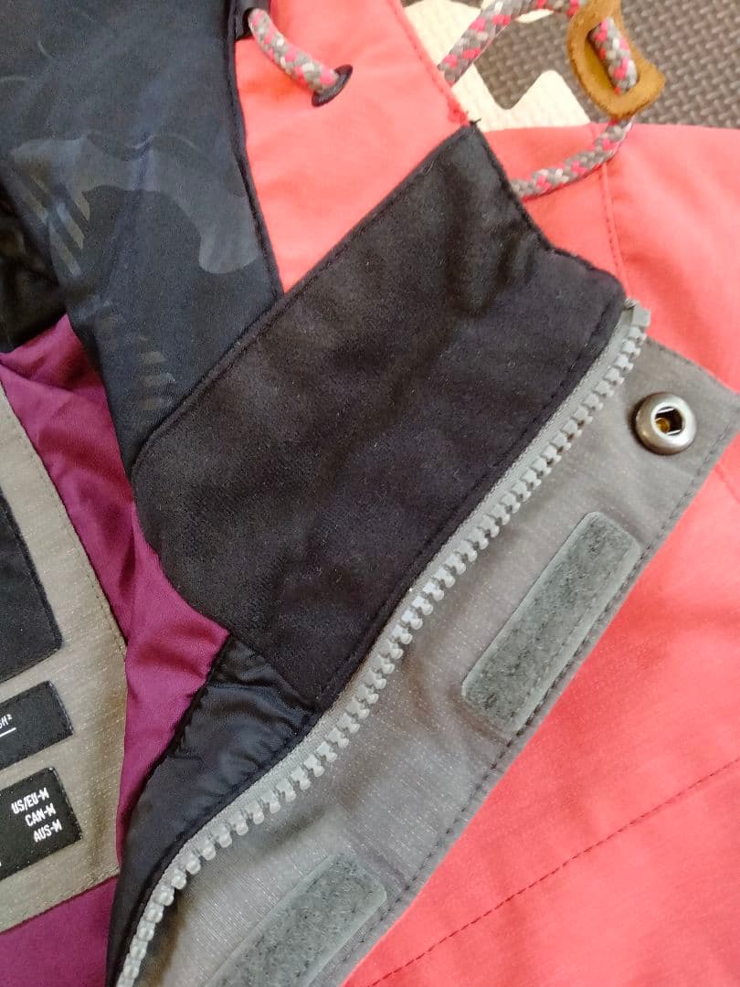 超美品！VOLCOM　BOLT INS JKT 　スノーボードジャケット　M