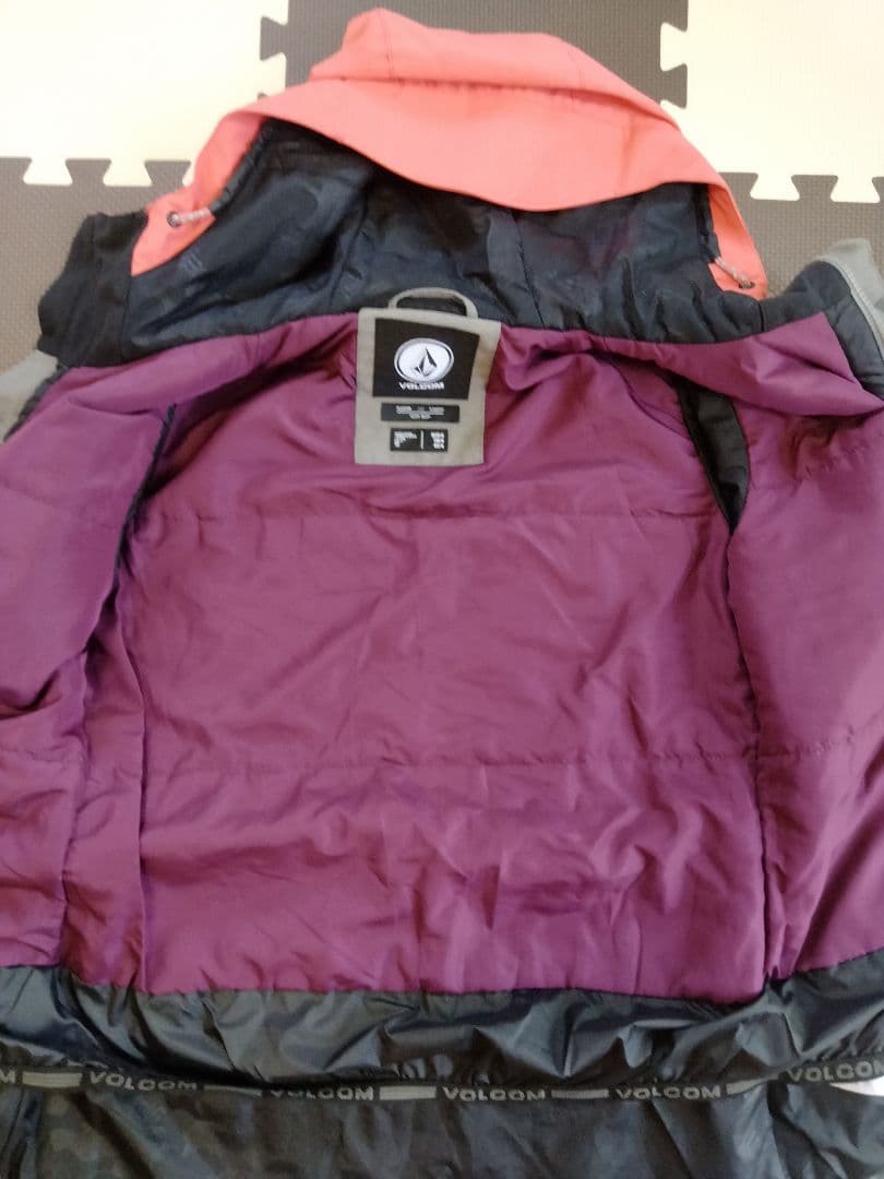 超美品！VOLCOM　BOLT INS JKT 　スノーボードジャケット　M