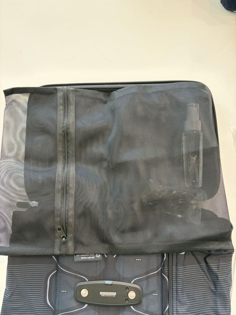 SIXPAD EMSトレーニング腹部用デバイス