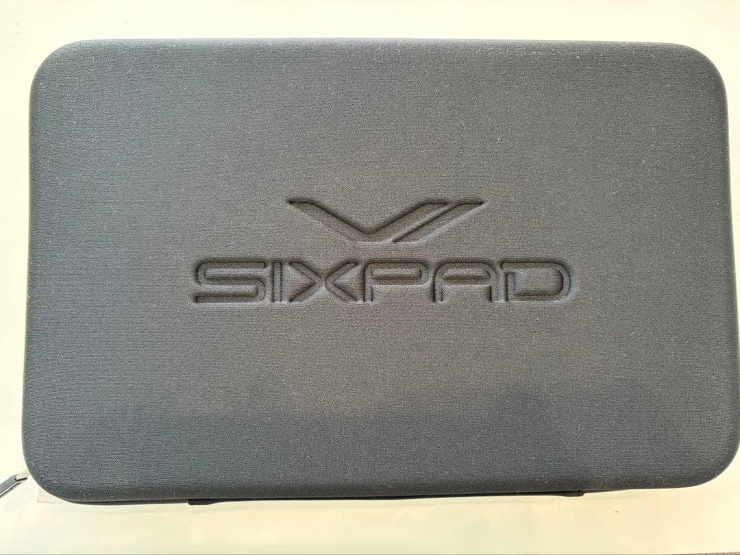 SIXPAD EMSトレーニング腹部用デバイス