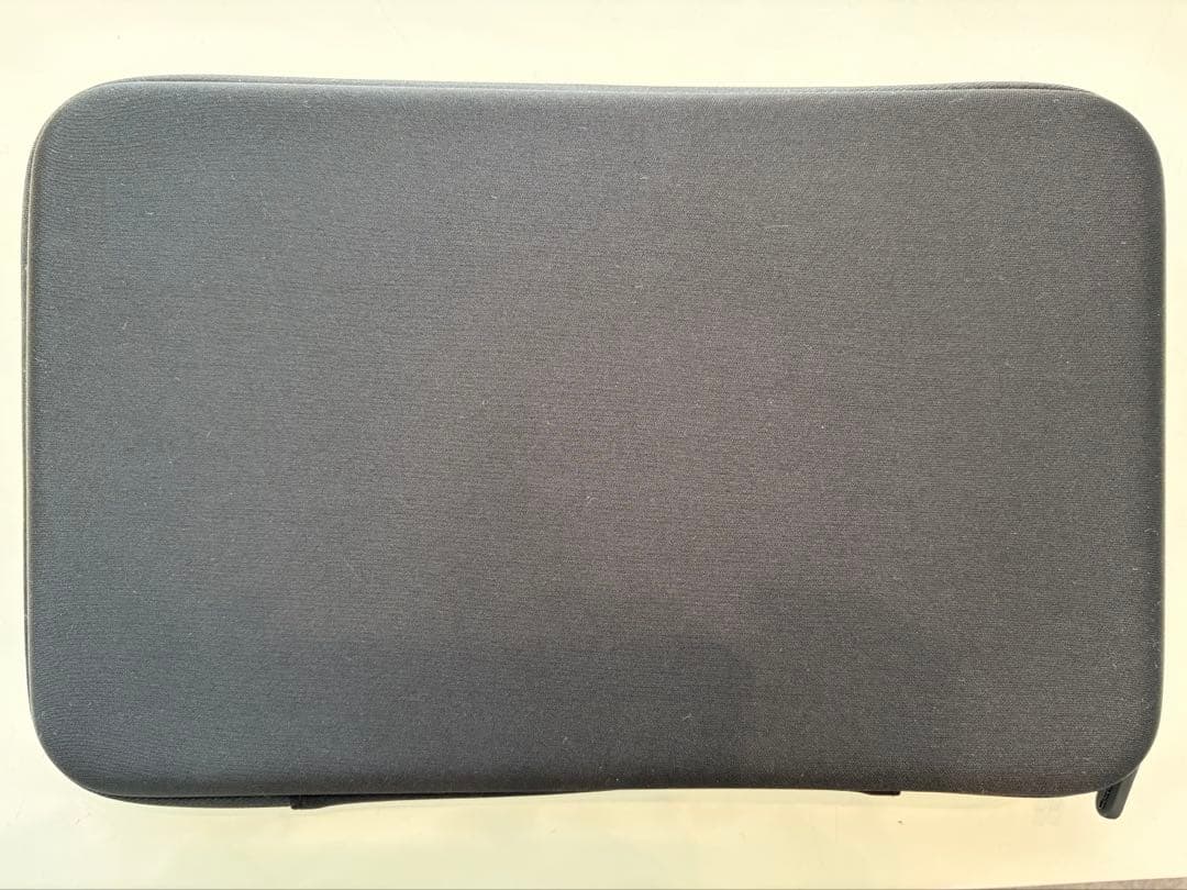 SIXPAD EMSトレーニング腹部用デバイス