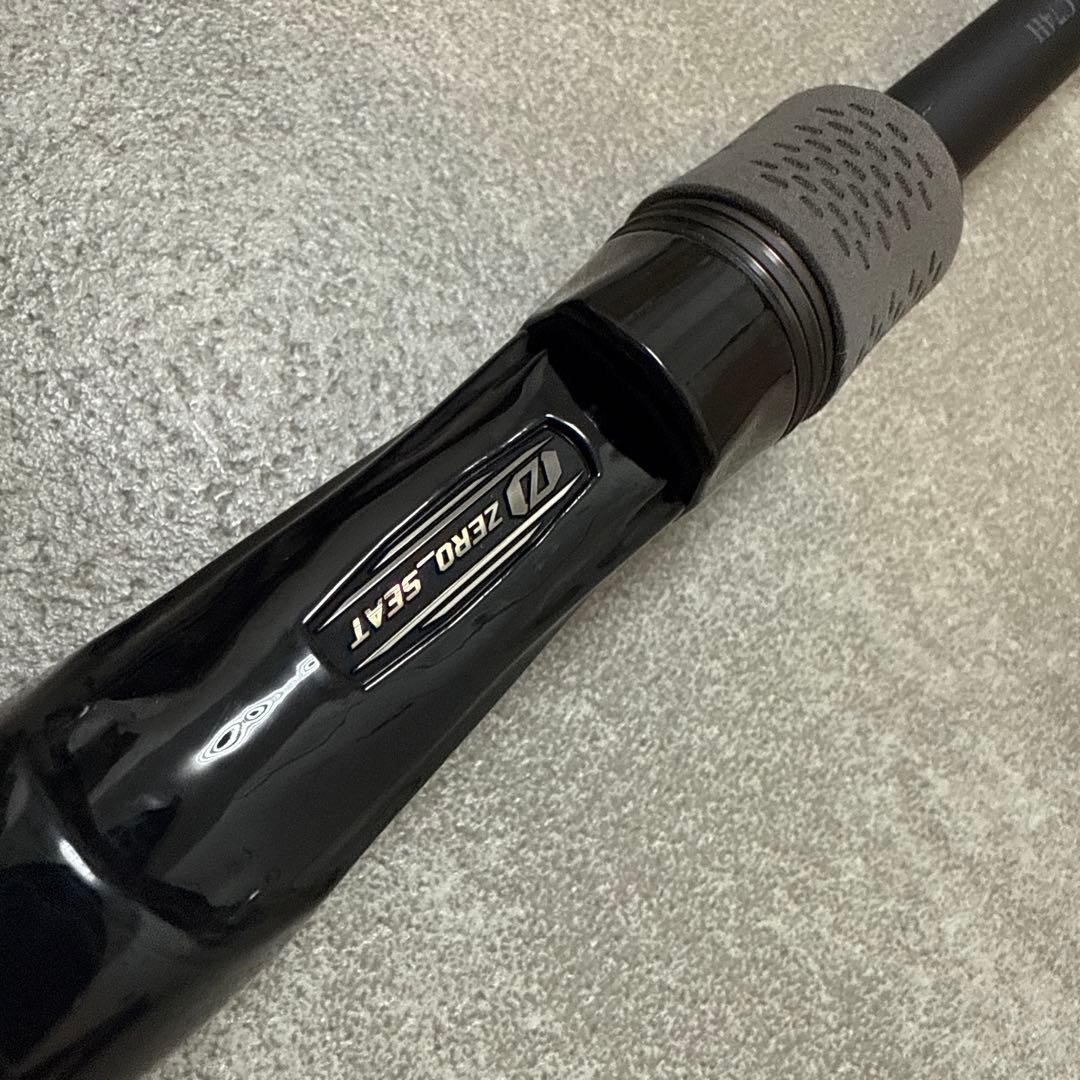 バス太郎さん【超美品】ダイワ　25ブラックレーベルC74H