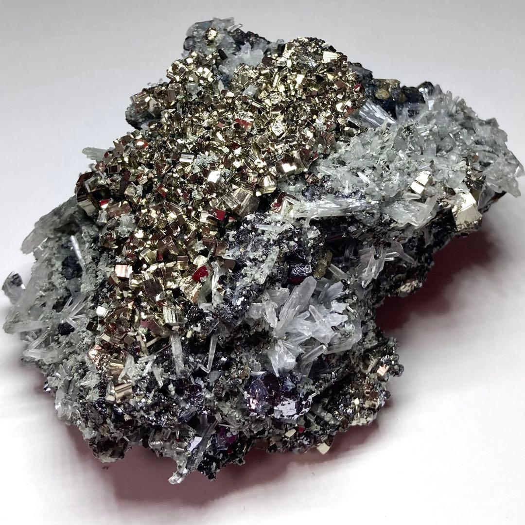 水晶 クォーツ パイライト ガレナ 共生 鉱物 原石 鉱石 天然石