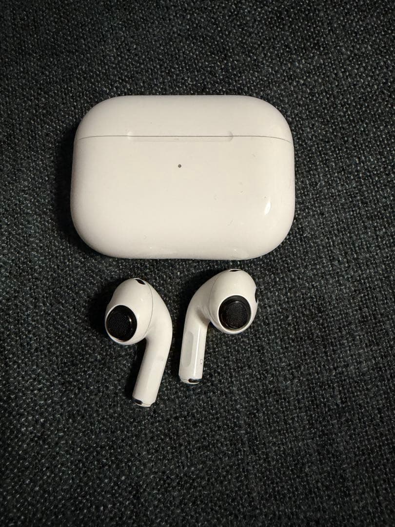 AirPods Pro2 本体 第二世代　Lightning