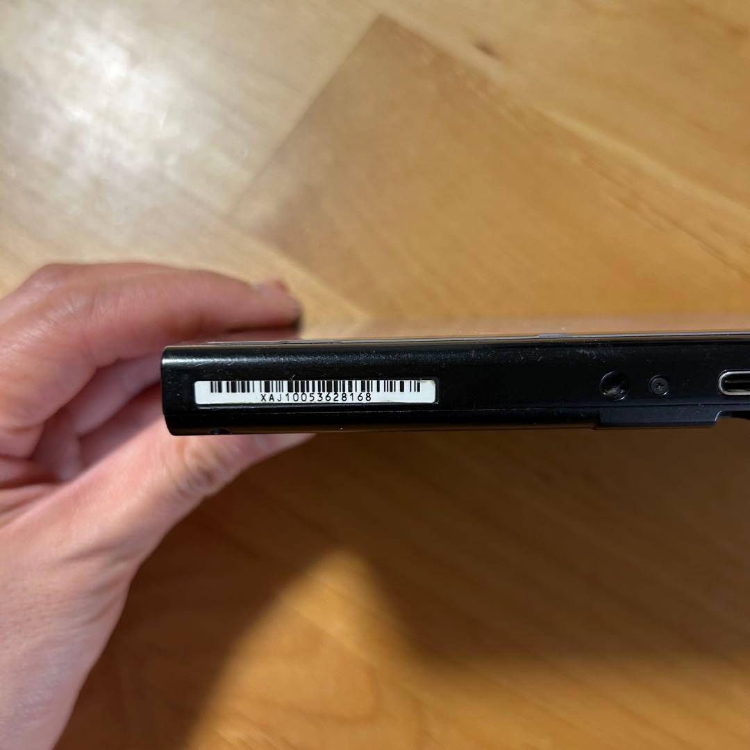 Nintendo Switch 本体 + 充電器 + HDMIケーブル