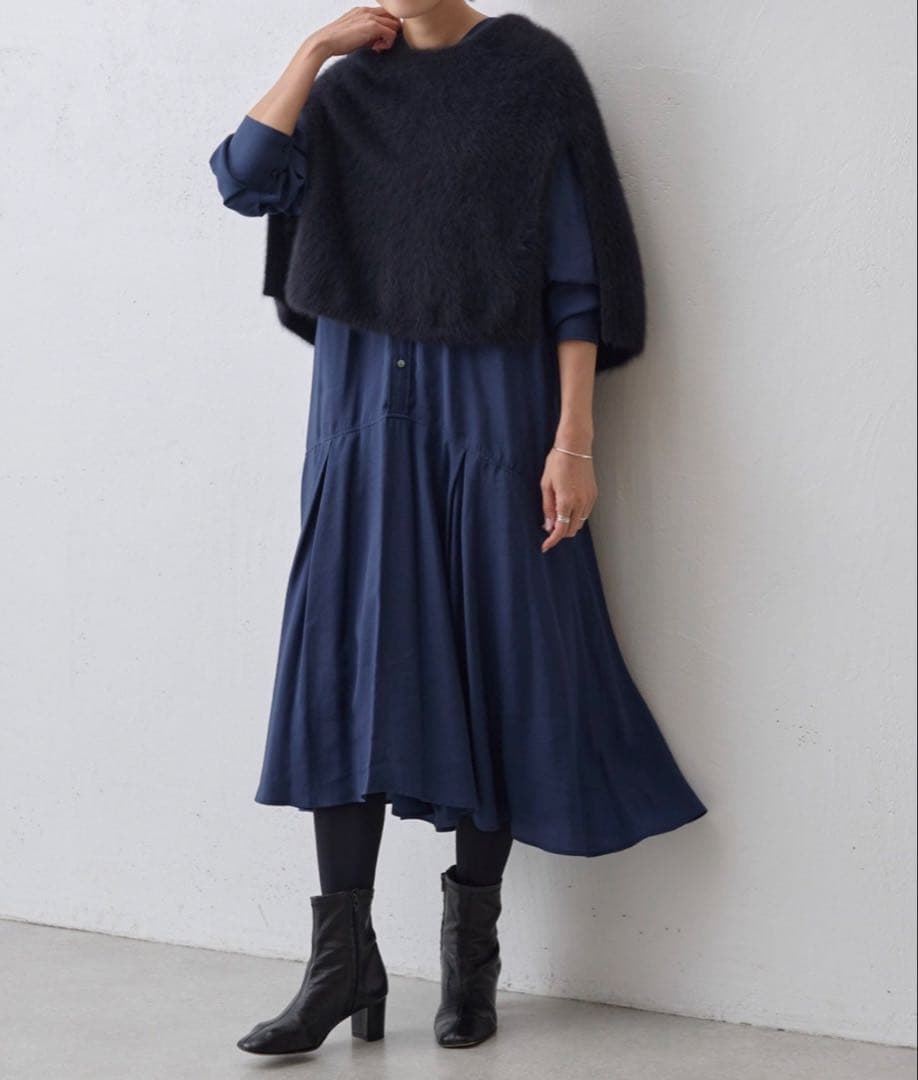 【24SS】BEARDSLEY✴︎カラーレスシャツワンピース　ネイビー　サイズ0