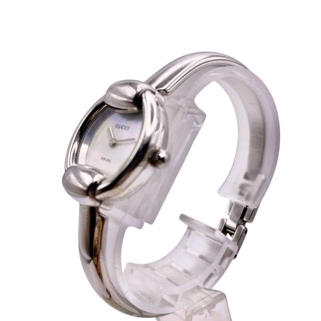 GUCCI シェル シルバー ラウンド レディース 腕時計 1317