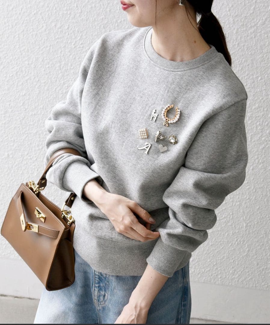 新品未使用　タグ付きビジュー クルーネックプルオーバー SHIPS