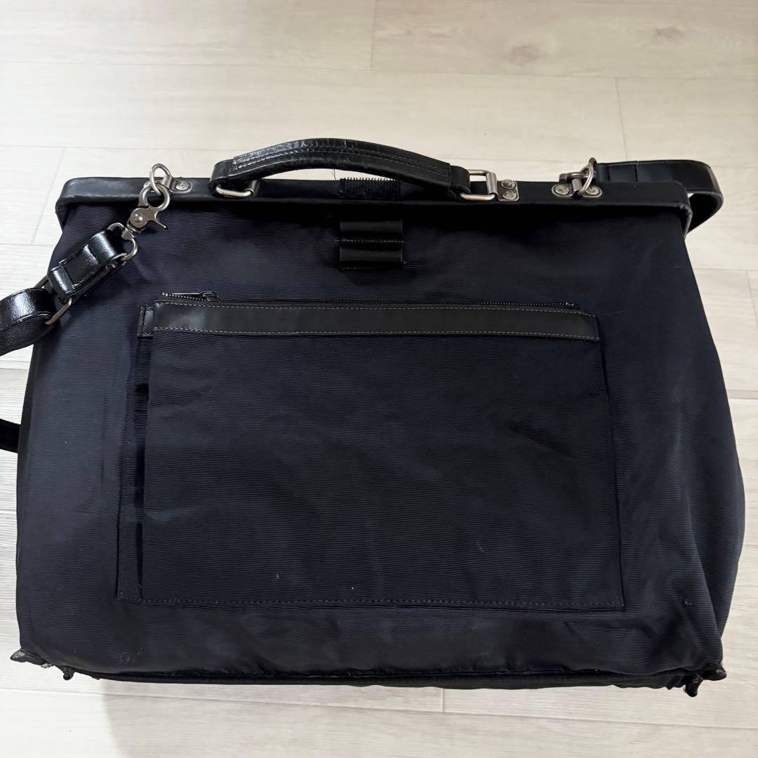 ジャンポール・ゴルチエ　グラッドストンバッグ ドクターバッグ 口金式 合皮