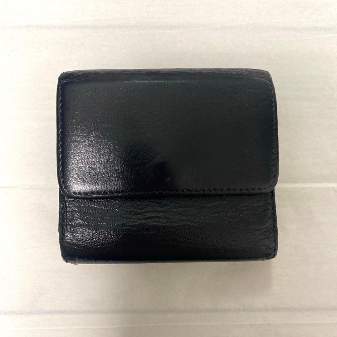 CHANEL 三つ折り財布