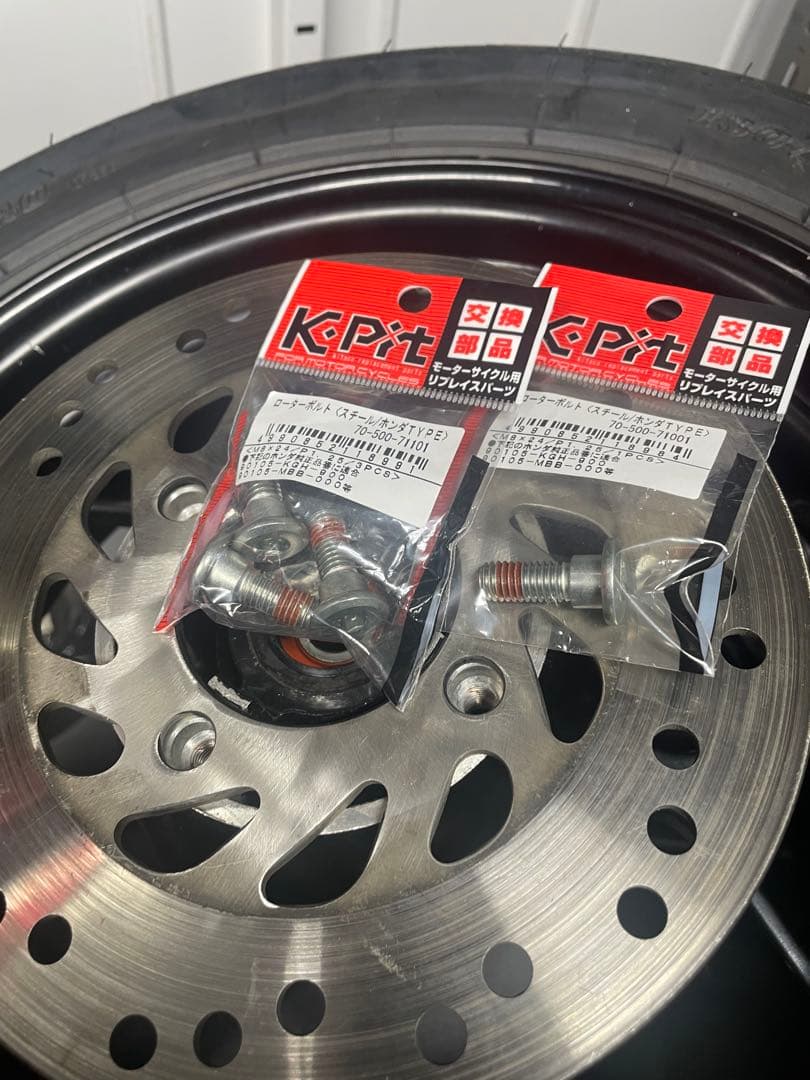 グロム　jc61 純正リアホイール　タイヤディスク付き