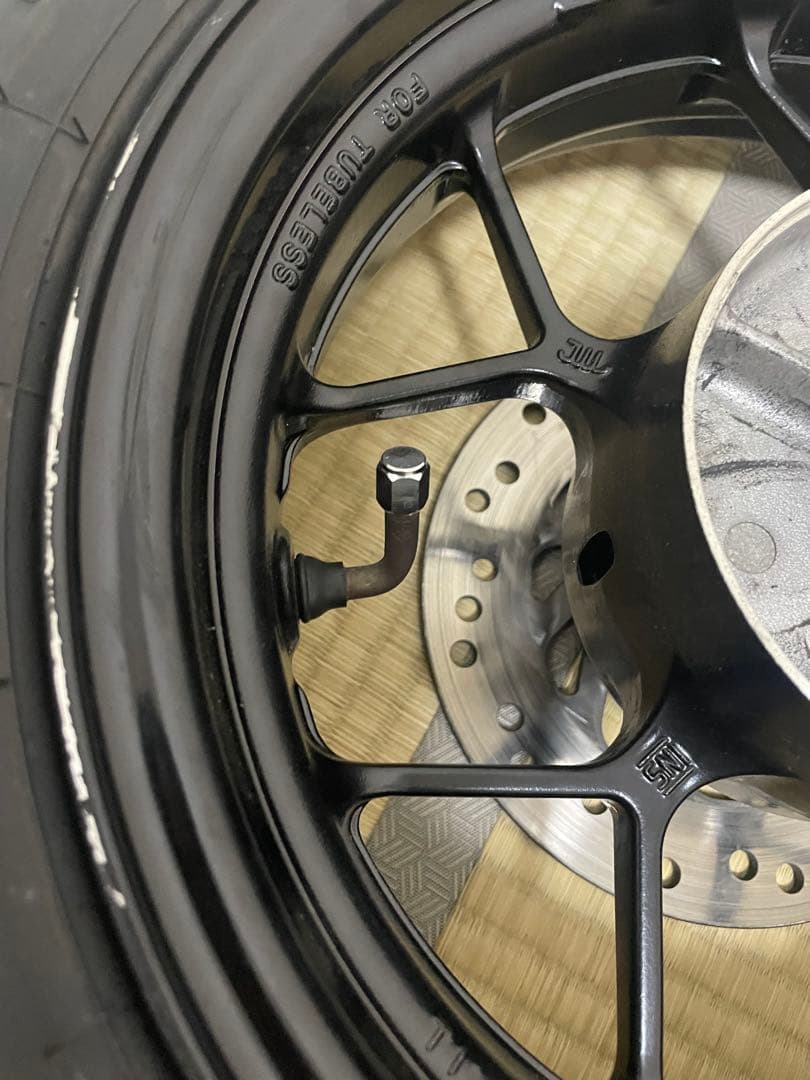 グロム　jc61 純正リアホイール　タイヤディスク付き