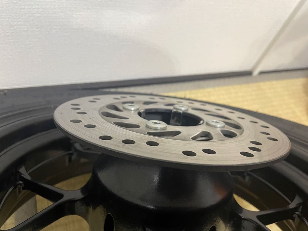 グロム　jc61 純正リアホイール　タイヤディスク付き