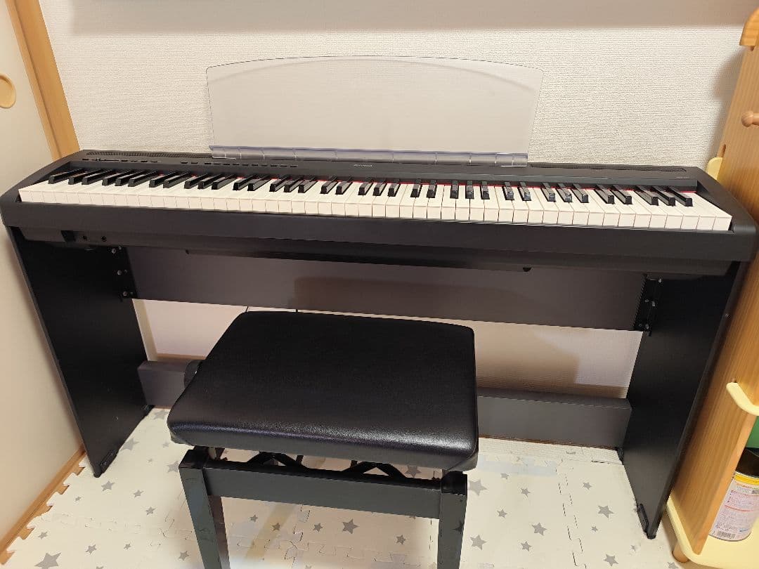 YAMAHA 電子ピアノ P-85 椅子付き　手渡しもしくは近所なら配送可