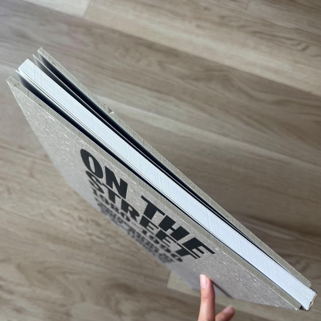 Amy Arbus　写真集　ON THE STREET 1980-1990