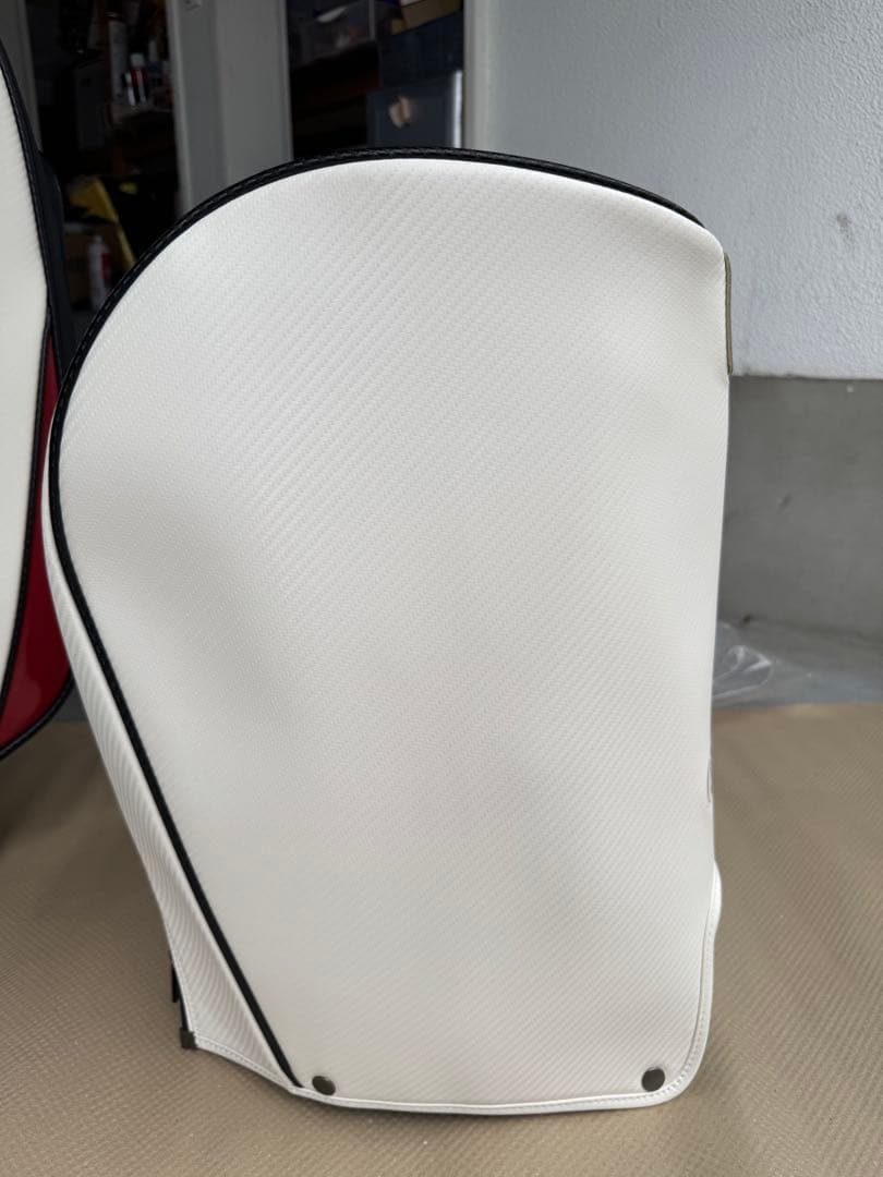 【新品未使用品】Audi アウディ テーラーメイド　ゴルフ キャディーバック