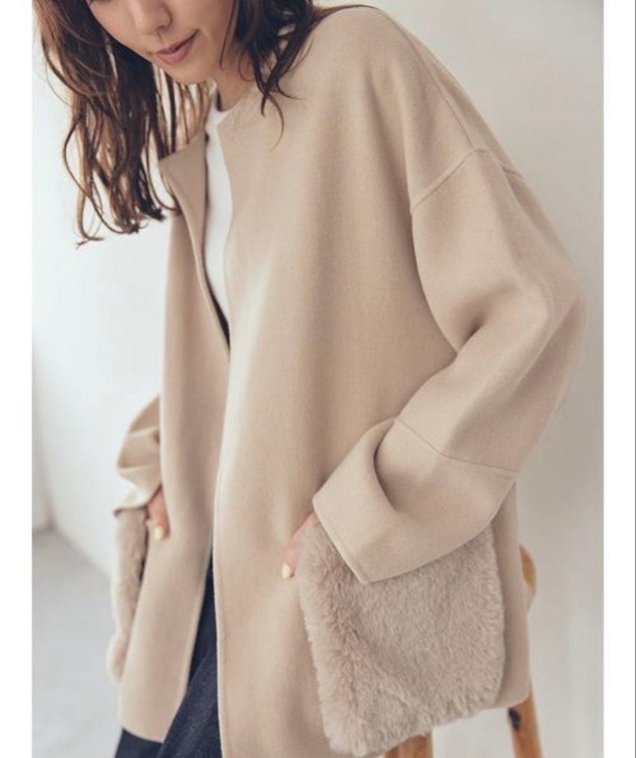 2025年　MilaOwen ミラオーウェン2wayファーポケットリバーコート