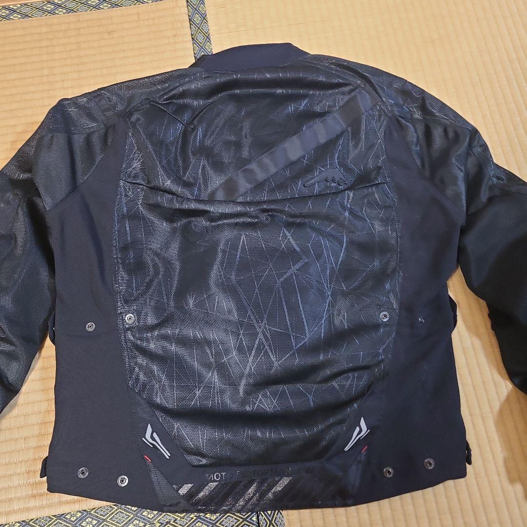 クシタニ エアーコンテンドジャケットメッシュパネル付き 黒