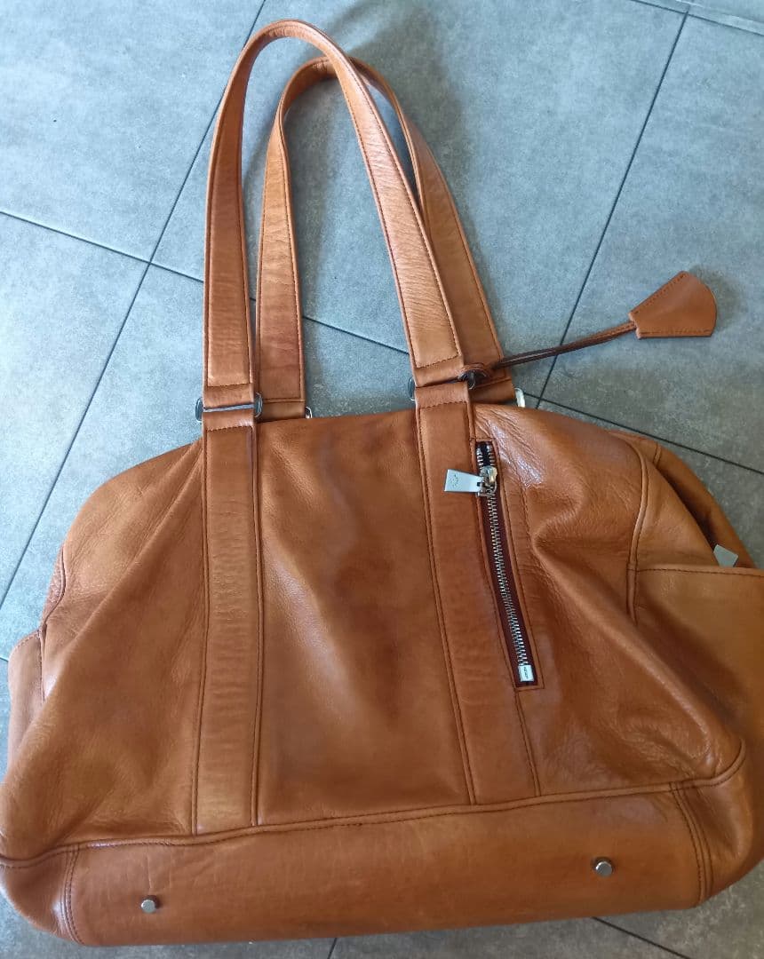 純国産　人気のaniary ボストンバッグ レザー ブラウンキャメル色