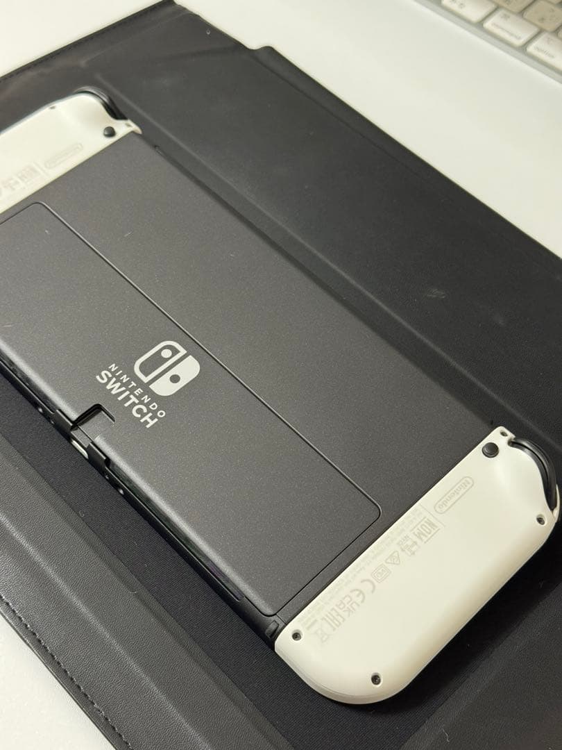 【美品】Nintendo Switch 有機ELモデル+お買い得セット