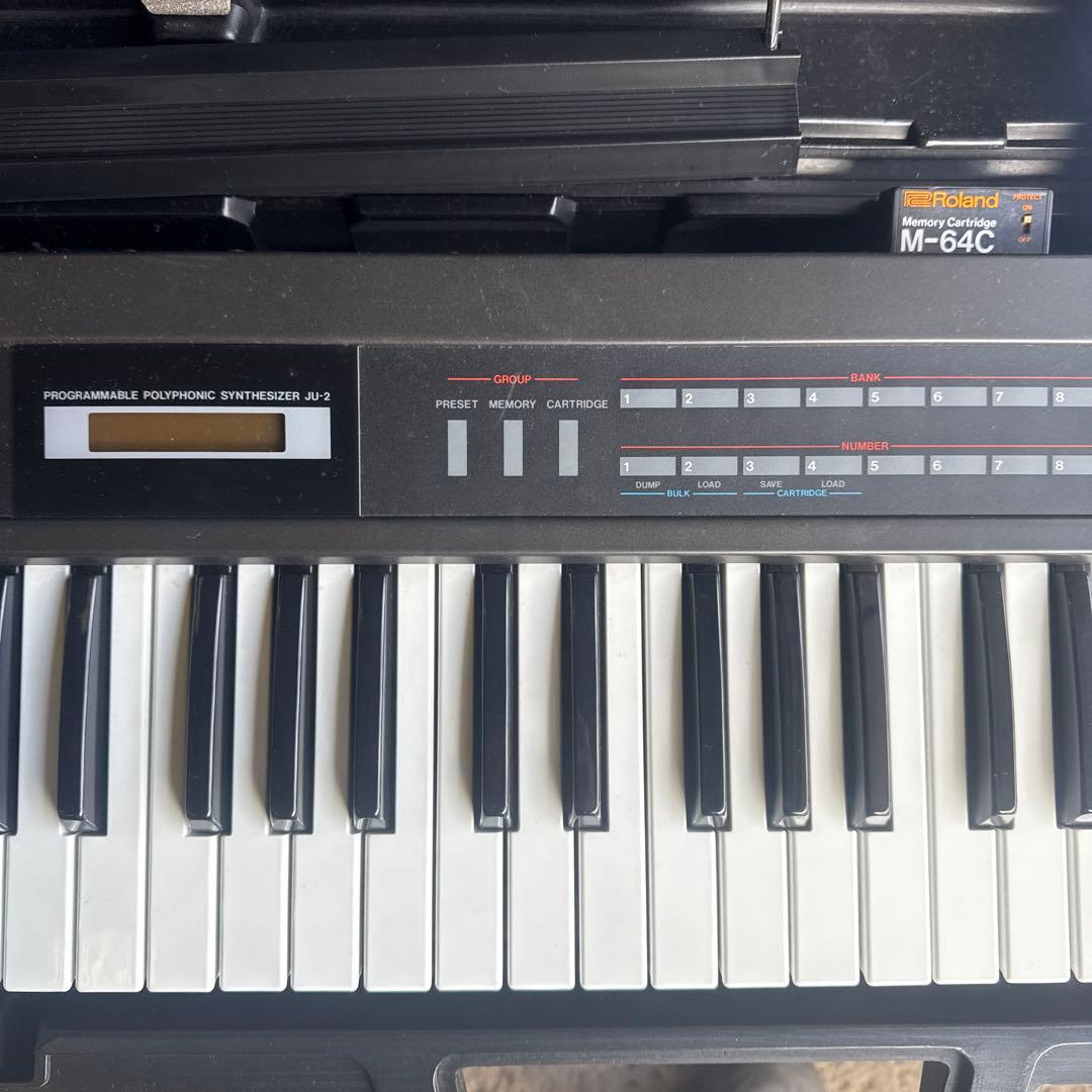鍵盤楽器 Roland JUNO-2