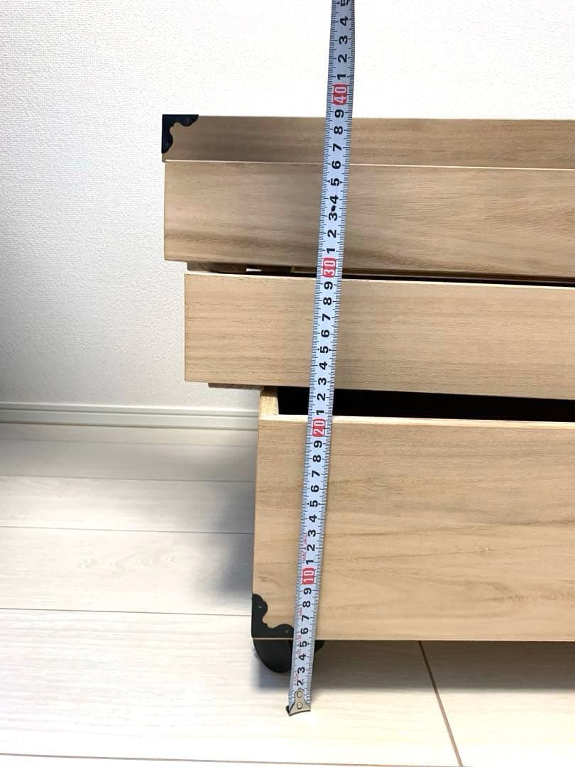 【美品】総桐衣装箱　国産品　蓋付き キャスター付き【肥前桐民芸】