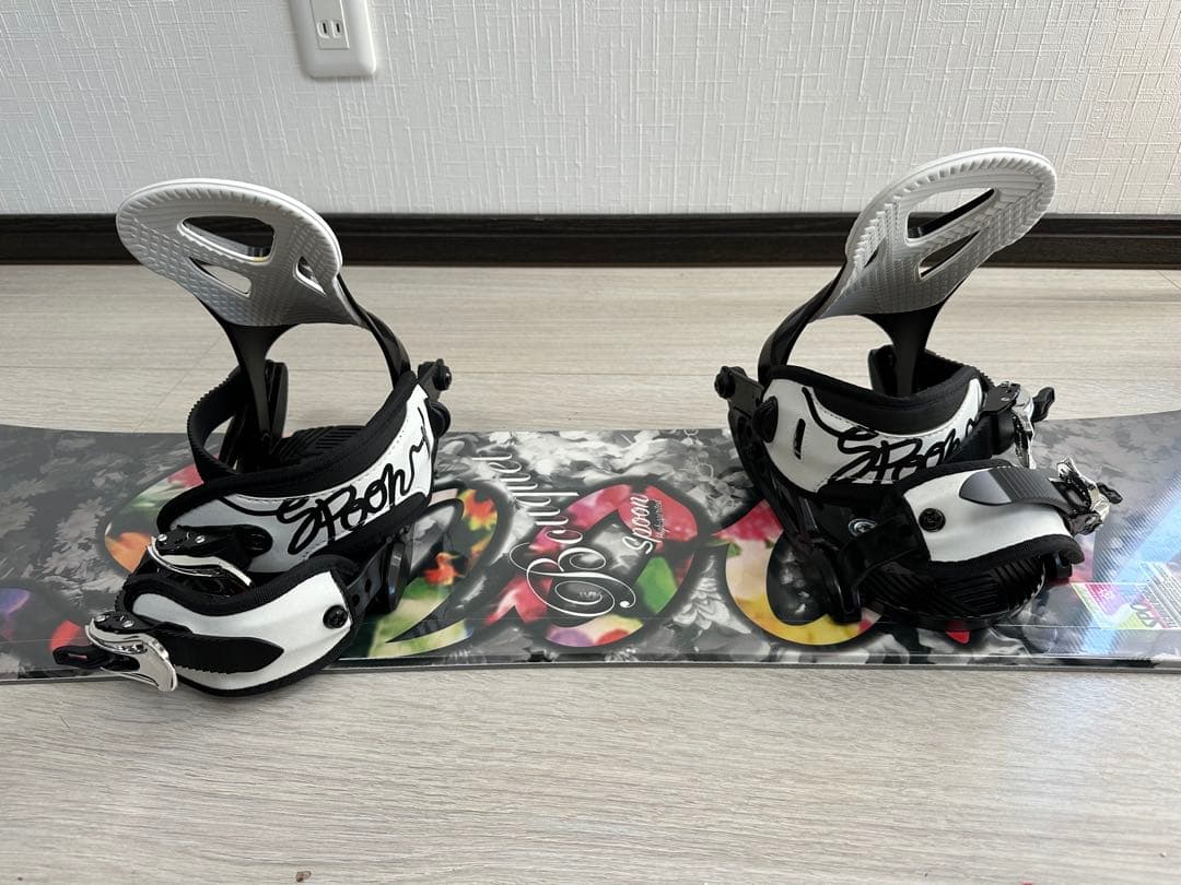 【新品未使用❗️】spoon スノーボード　120cm FLAT bouquet