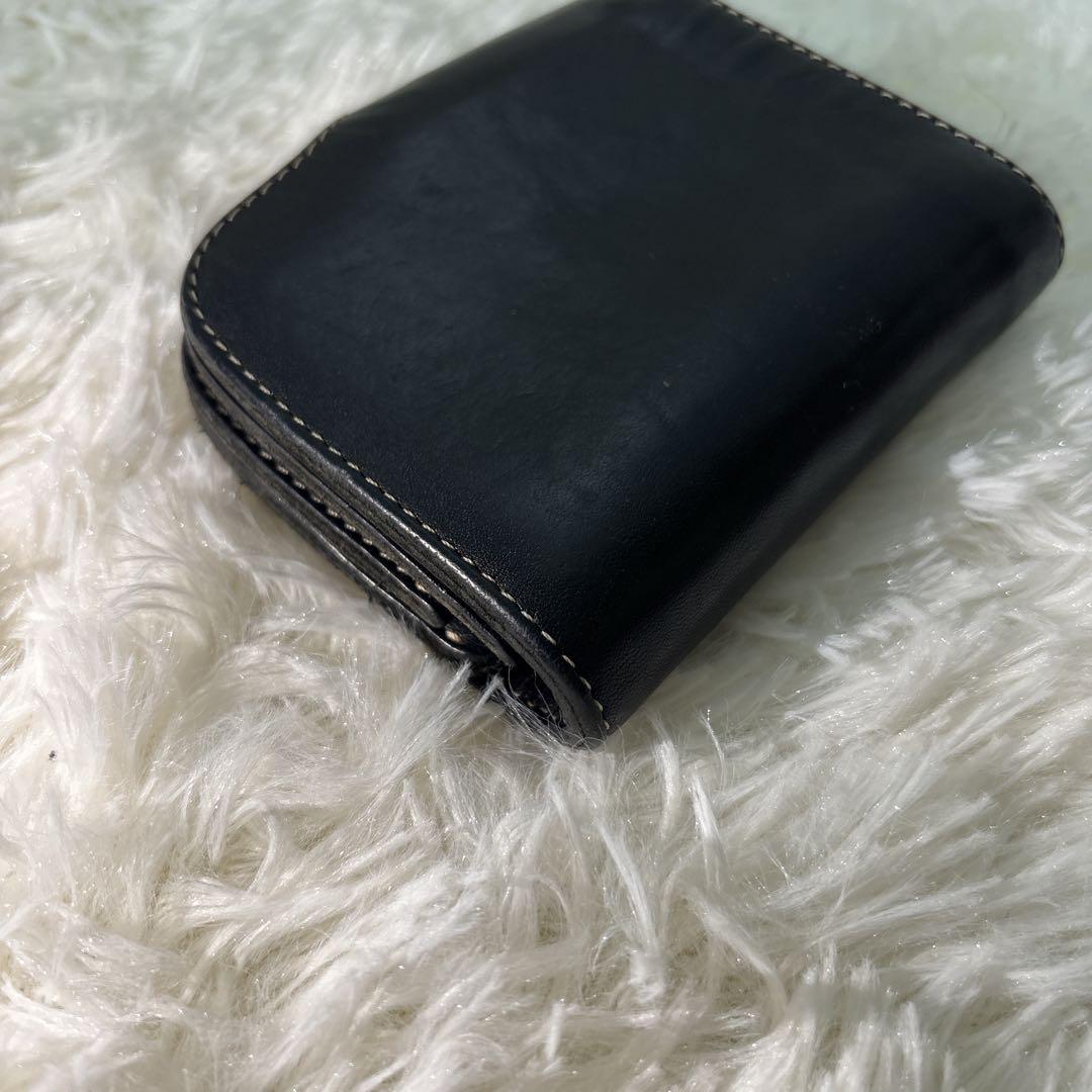 極美品　レッドムーン　2つ折り財布　ブラック　折りたたみ　金具　ウォレット　黒