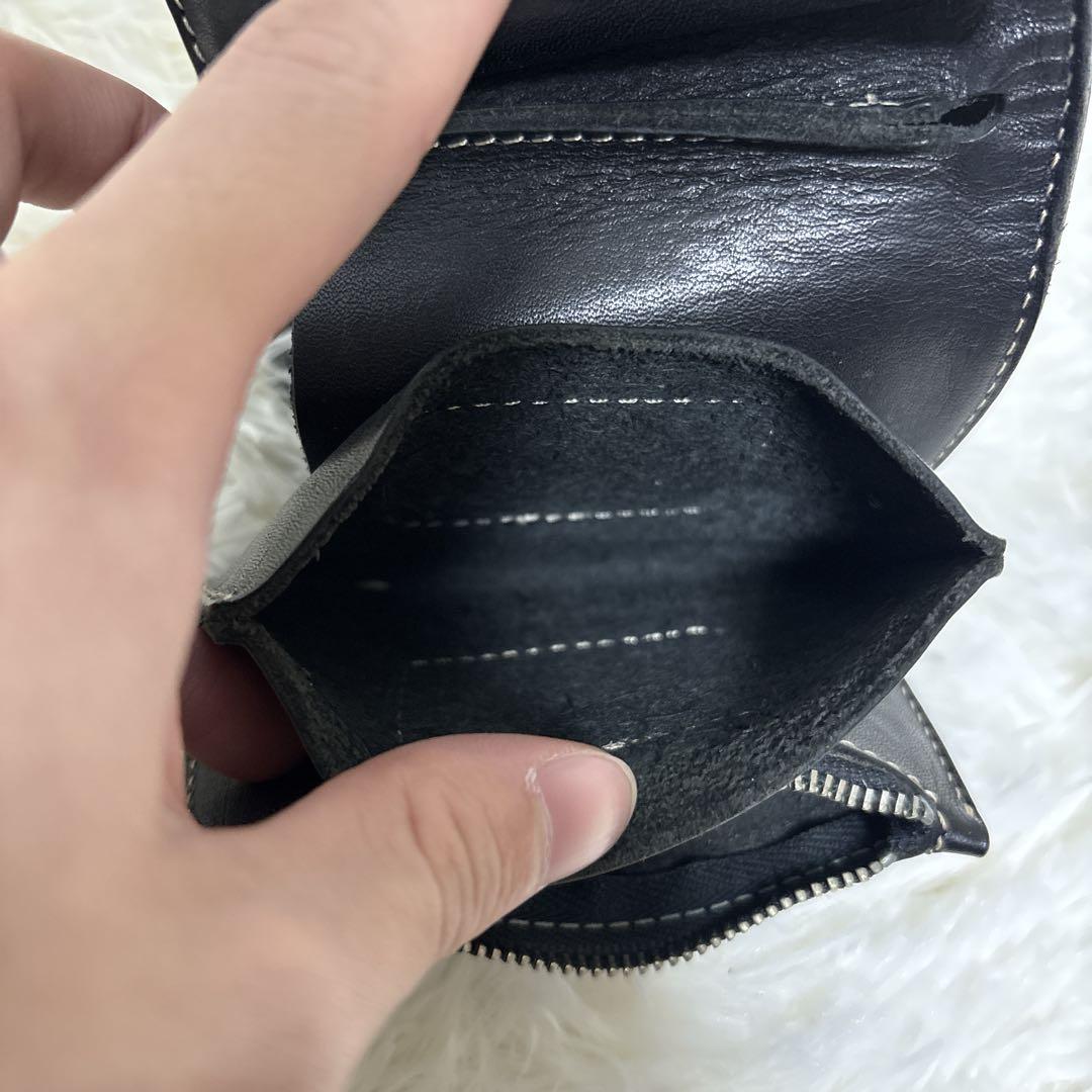 極美品　レッドムーン　2つ折り財布　ブラック　折りたたみ　金具　ウォレット　黒