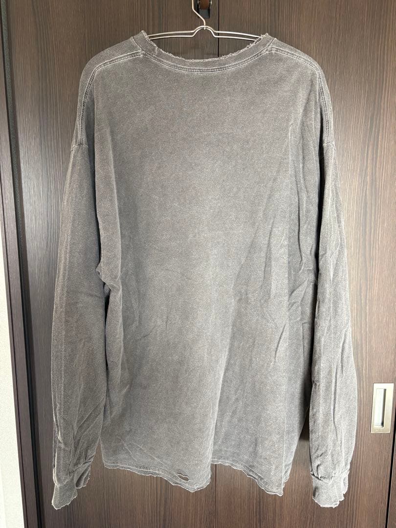 グレー ダメージ加工 長袖カットソー